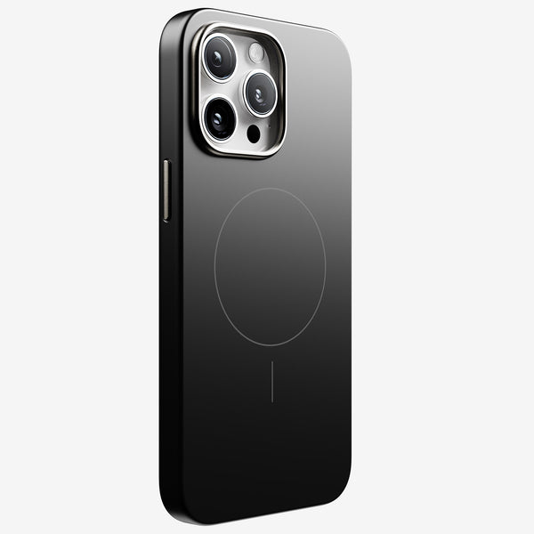 Black snap case designed for the 15 Series, featuring a MagSafe alignment circle on the back.