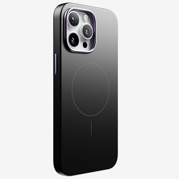 Black snap case for 15 Series phone with cutouts for camera and MagSafe alignment.