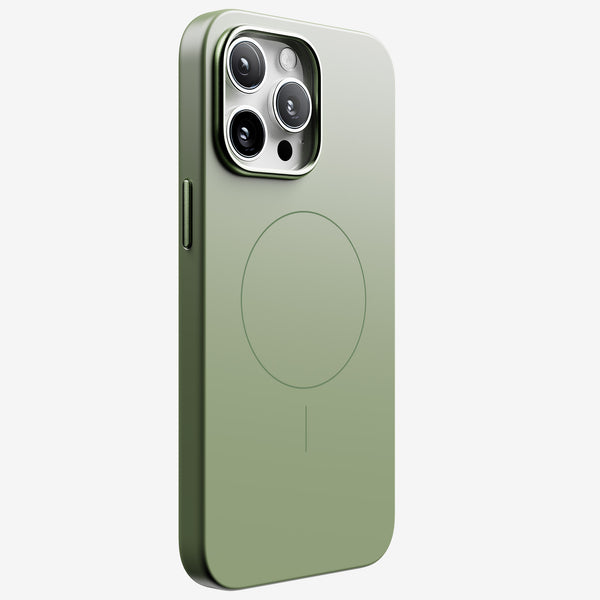 Green snap case designed for the 15 Series, featuring a circular MagSafe alignment.